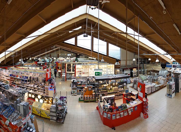 Innenansicht Baumarkt 2012